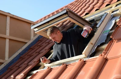 Pose de fenêtres de toit Velux à Sinard